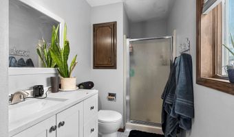 1424 W WEILAND Ln, Appleton, WI 54914