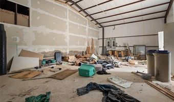 58 Smokey Ridge Rd, Ardmore, OK 73401