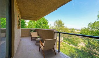 1101 S ARLINGTON RIDGE Rd 216, Arlington, VA 22202