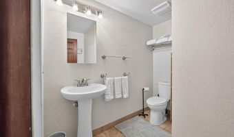 237 B St, Ashland, OR 97520