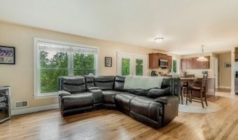 221 Sussex Ave, Andover, NJ 07860