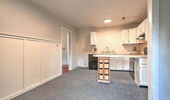 221 Mountain Edge Dr, Beaver, WV 25813