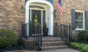 716 Lakeshore Dr, Bennettsville, SC 29512
