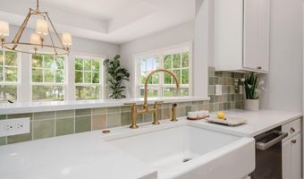 529 E Dominion Blvd, Columbus, OH 43214