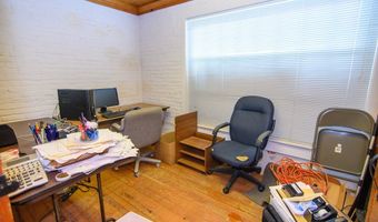 23391 FRONT St, Accomac, VA 23301