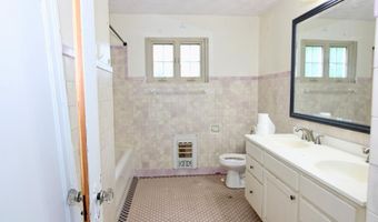 227 College Ave, Ashland, OH 44805
