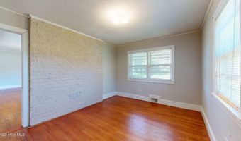 4083 Pitt St, Ayden, NC 28513