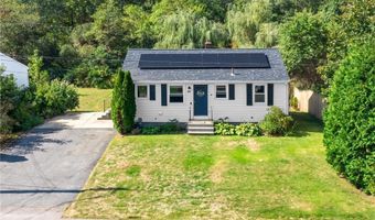 86 Hancock Dr, North Kingstown, RI 02852