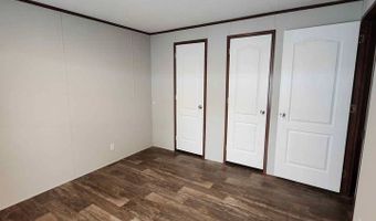 2803 Viewfield Ln, Almont, MI 48003