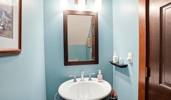 34683 Eklutna Lake Rd, Chugiak, AK 99567