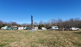 4775 S 50th Rd, Aldrich, MO 65601