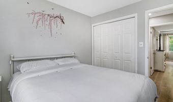 7727 KALORAMA Rd, Annandale, VA 22003