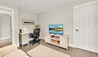 48 Ocean St, Belfast, ME 04915