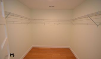 40 Tirrell Hill Rd, Bedford, NH 03110