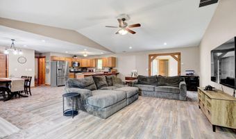 1051 Trinton Cir, Bedford, IN 47421