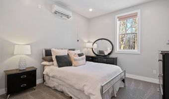 9815 Snow Pointe Dr SE, Alto, MI 49302