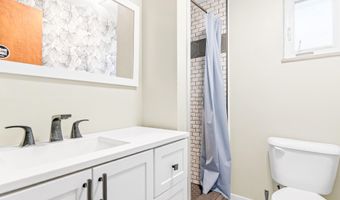 107 W Walnut St, Anna, OH 45302