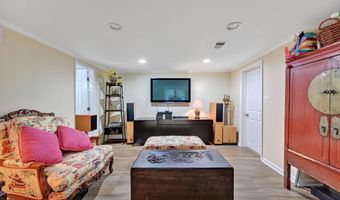 6907 BRADLEY Blvd, Bethesda, MD 20817