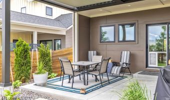 967 Auger Ln, Bozeman, MT 59718