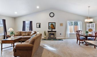 17316 Golden Eye Dr, Bend, OR 97707