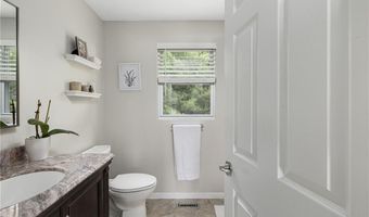 24 Cobblestone Ter, Coventry, RI 02816