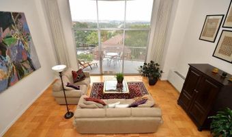 1200 N NASH St 532, Arlington, VA 22209