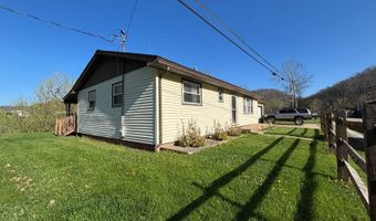 13214 S Calhoun Hwy, Arnoldsburg, WV 25234