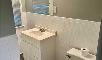 30 W Marietta Pl, Alton, IL 62002