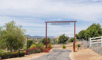 1738 Via De Lago, Fallbrook, CA 92028