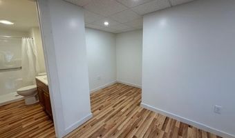 464 Putney Rd, Brattleboro, VT 05301
