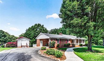 308 Westbury Dr, Asheboro, NC 27205