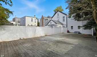 13 MEADOW, Bayonne, NJ 07002