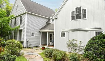 2 Parker Farm Ln, Amherst, NH 03031