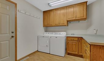 331 Countryside Ln, Albany, MN 56307