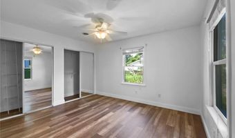 248 Ramsey Ln, Ballwin, MO 63021
