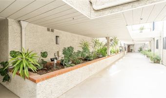 1900 Vine 214, Hollywood, CA 90068