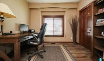 1809 W Ashton Trl, Brandon, SD 57005