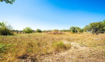 3431 W Loop 1604, Adkins, TX 78101