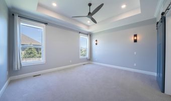 1604 N Shadow Rock Dr, Andover, KS 67002