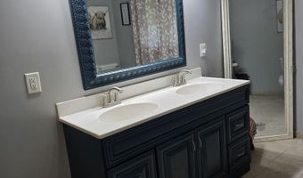 102 E West St, Anchor, IL 61720