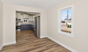 606 1st Ave S, Altoona, IA 50009