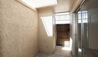 93 N Cooper Rd 32, Chandler, AZ 85225