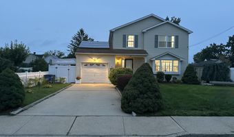 26 Gaston St, Aberdeen, NJ 07747