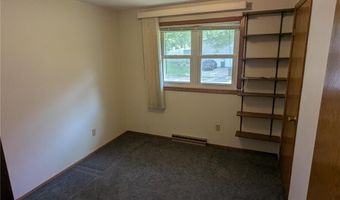 1608 Plainview Ln, Albert Lea, MN 56007