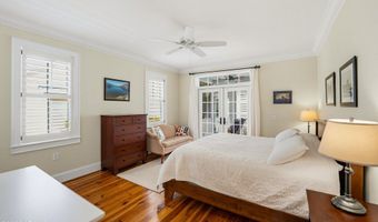4 Addison St, Beaufort, SC 29907