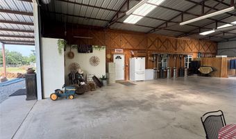 125 Rolling Bend Rd, Alvord, TX 76225