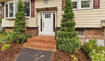 7 Forest Park Ave, Billerica, MA 01862