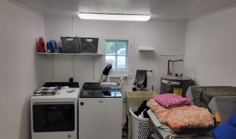 128 E Montford Ave, Ada, OH 45810