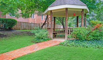 14 S MANCHESTER St, Arlington, VA 22204