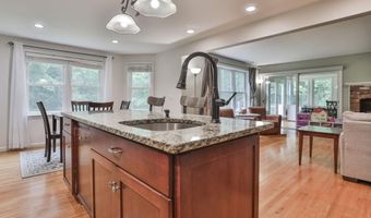 41 Wellesley Dr, Bedford, NH 03110